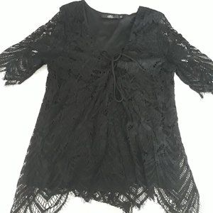 Black Lace Short Sleeve Top